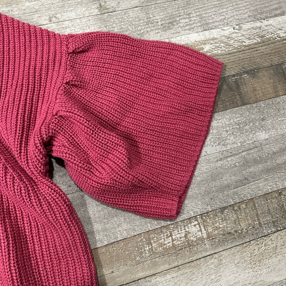 LOFT Outlet magenta pink knit pullover sweater.In excellent condition!Crew neck. - Picture 7 of 7